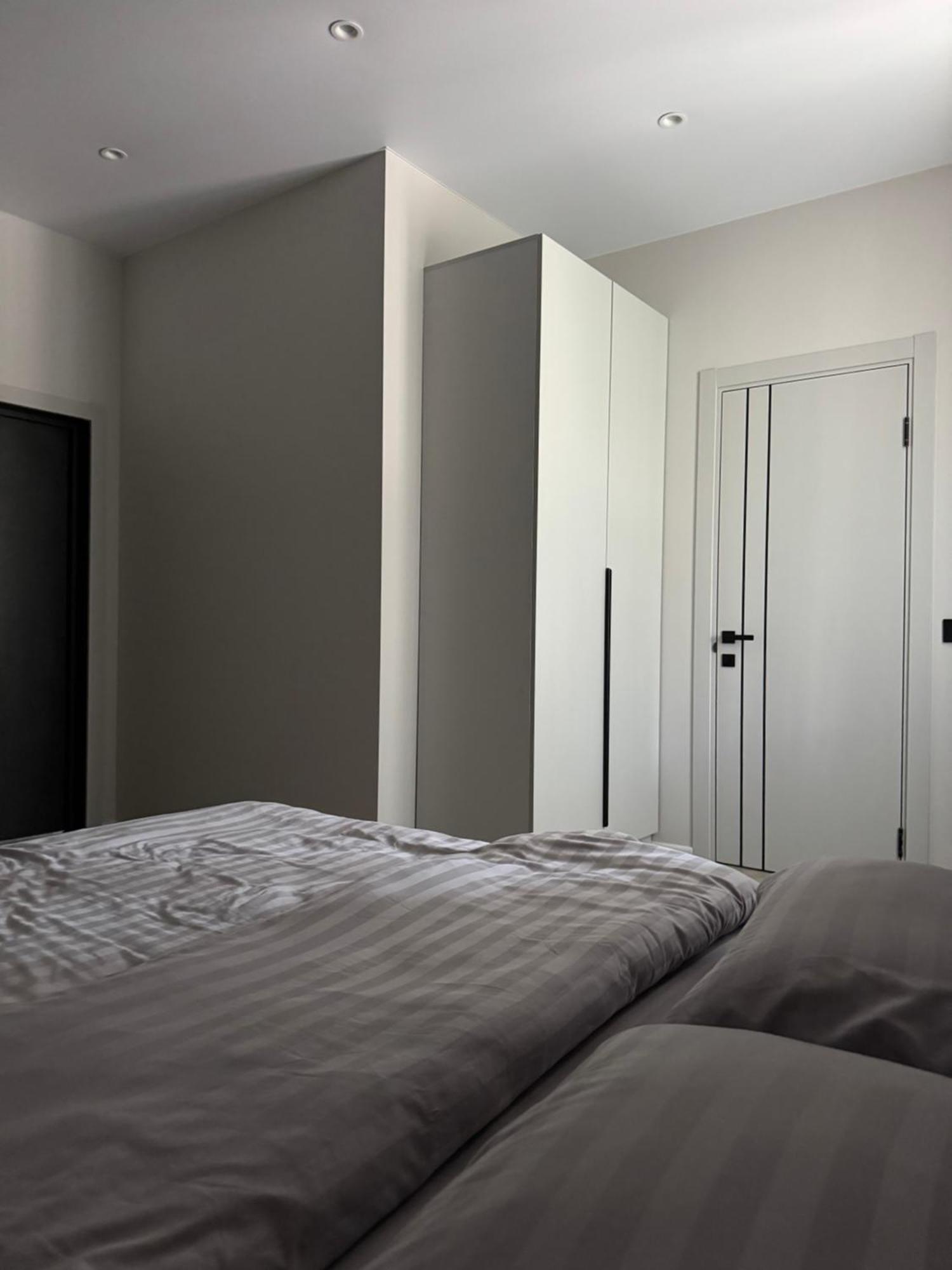 Mini-Hotel Neptun Rivne Eksteriør billede